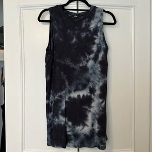 Lulus Feeling amazing blue tie-dye sleeveless shift dress